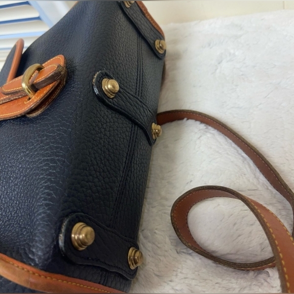 HOST PICK 4X'S...VINTAGE DOONEY & BOURKE BLUE/TAN CROSSBODY - Picture 9 of 11